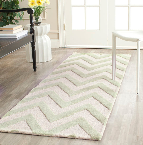 Safavieh Cambridge 139 Hand Tufted  Rug Light Green / Ivory CAM139B-28