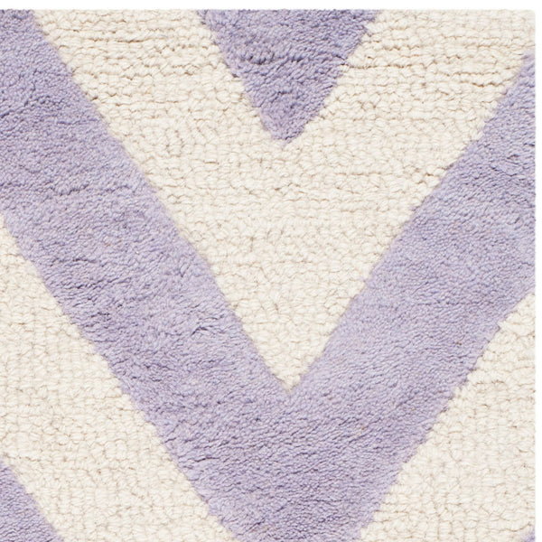 Safavieh Cambridge 139 Hand Tufted  Rug Lavander / Ivory CAM139C-2