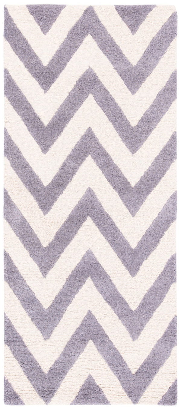 Safavieh Cambridge 139 Hand Tufted  Rug Silver / Ivory CAM139D-26