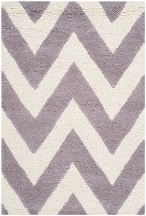 Safavieh Cambridge 139 Hand Tufted  Rug Silver / Ivory CAM139D-2