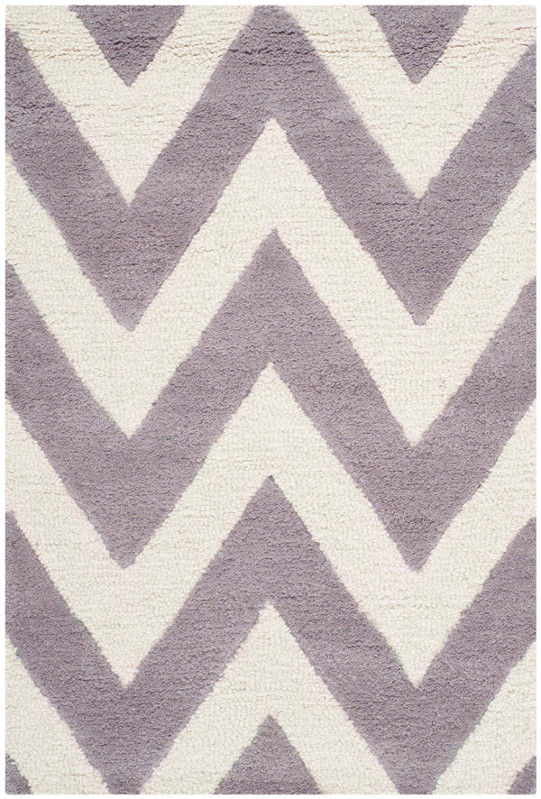 Safavieh Cambridge 139 Hand Tufted  Rug Silver / Ivory CAM139D-2