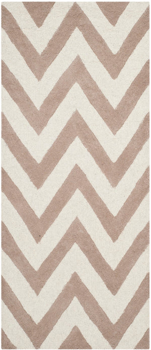 Safavieh Cambridge 139 Hand Tufted  Rug Beige / Ivory CAM139J-26