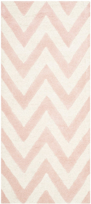 Safavieh Cambridge 139 Hand Tufted  Rug Light Pink / Ivory CAM139M-26