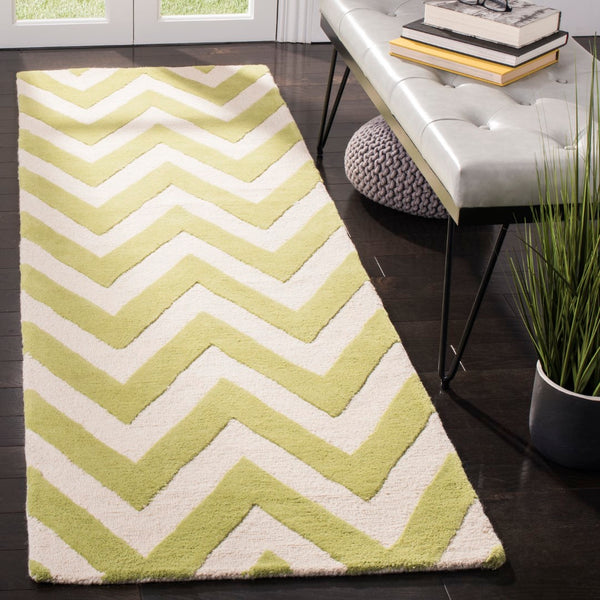 Safavieh Cambridge 139 Hand Tufted  Rug Green / Ivory CAM139T-2