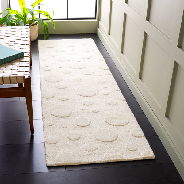 Safavieh Cambridge Hand-tufted Transitional Ivory Rug - Luxurious Wool Blend For Timeless Home Elegance Ivory 80% Wool,20% Cotton Cam147a-6sq