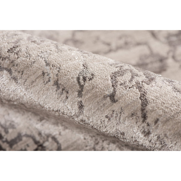 Cambridge Bordered Polyester Area Rug with Metallic Sheen for Living Rooms and Entryways