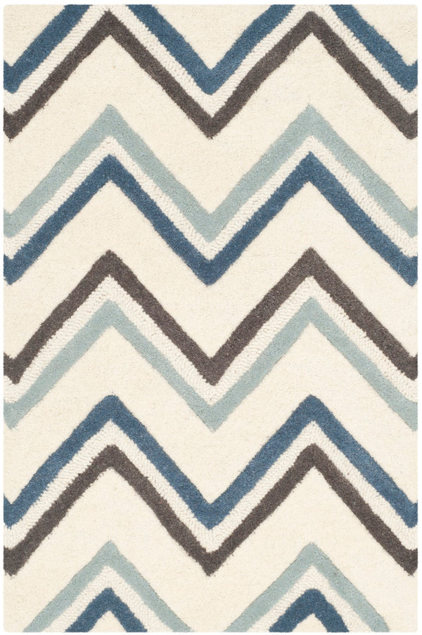 Safavieh Cambridge 581 Hand Tufted  Rug Ivory / Blue CAM581A-24