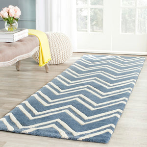 Safavieh Cambridge 581 Hand Tufted  Rug Navy / Ivory CAM581C-28