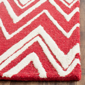 Safavieh Cambridge 711 Hand Tufted  Rug Red / Ivory CAM711H-28