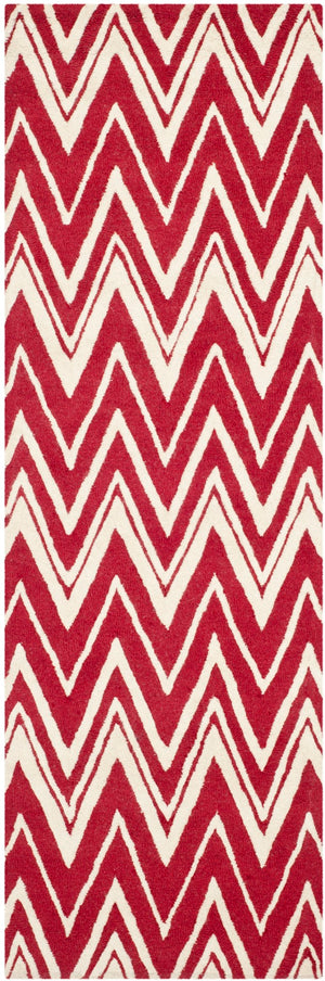 Safavieh Cambridge 711 Hand Tufted  Rug Red / Ivory CAM711H-28