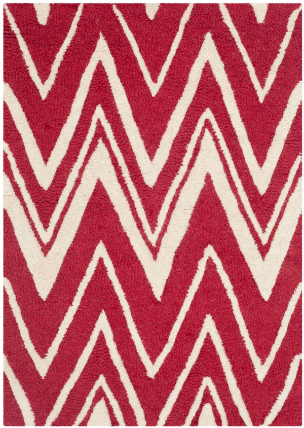 Safavieh Cambridge 711 Hand Tufted  Rug Red / Ivory CAM711H-2