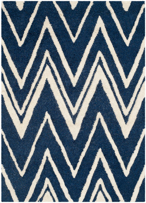 Safavieh Cambridge 711 Hand Tufted  Rug Navy / Ivory CAM711M-2