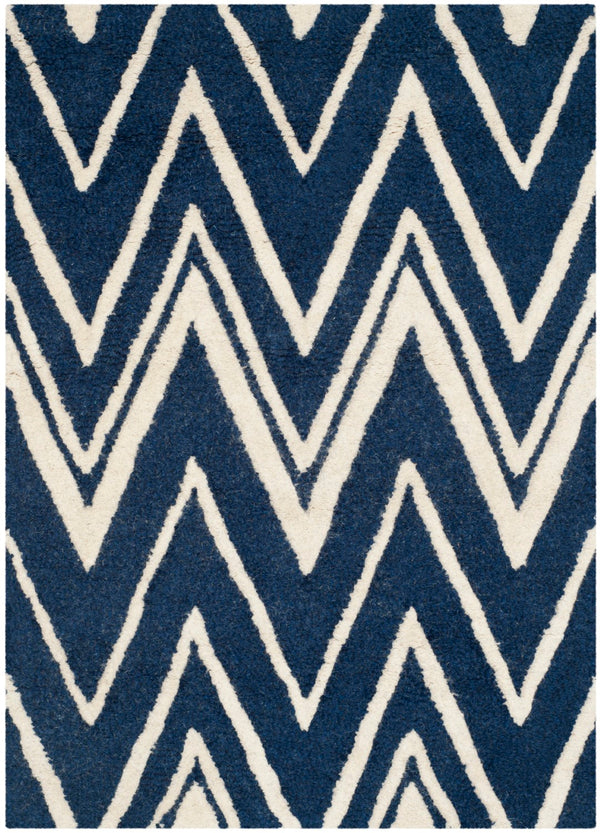 Safavieh Cambridge 711 Hand Tufted  Rug Navy / Ivory CAM711M-2