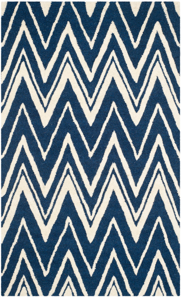Safavieh Cambridge 711 Hand Tufted  Rug Navy / Ivory CAM711M-3