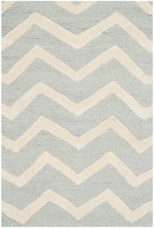 Safavieh Cambridge 714 Hand Tufted  Rug Grey / Ivory CAM714G-2