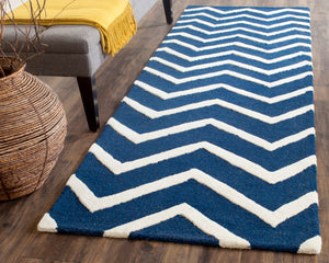 Safavieh Cambridge 714 Hand Tufted  Rug Navy / Ivory CAM714M-28