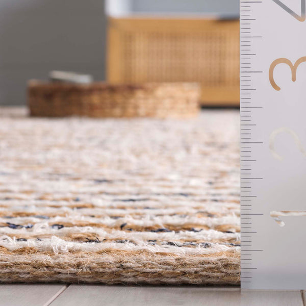 Safavieh Cape Stylish Handwoven Rug - Contemporary Design Meets Traditional Craftsmanship For Timeless Elegance Natural ,Navy 35% Jute,35% Canvas,30% Cotton Cap151n-8