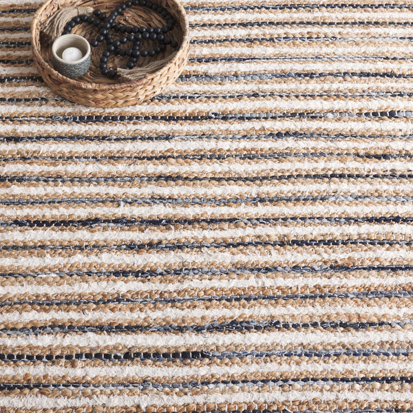 Safavieh Cape Stylish Handwoven Rug - Contemporary Design Meets Traditional Craftsmanship For Timeless Elegance Natural ,Navy 35% Jute,35% Canvas,30% Cotton Cap151n-8