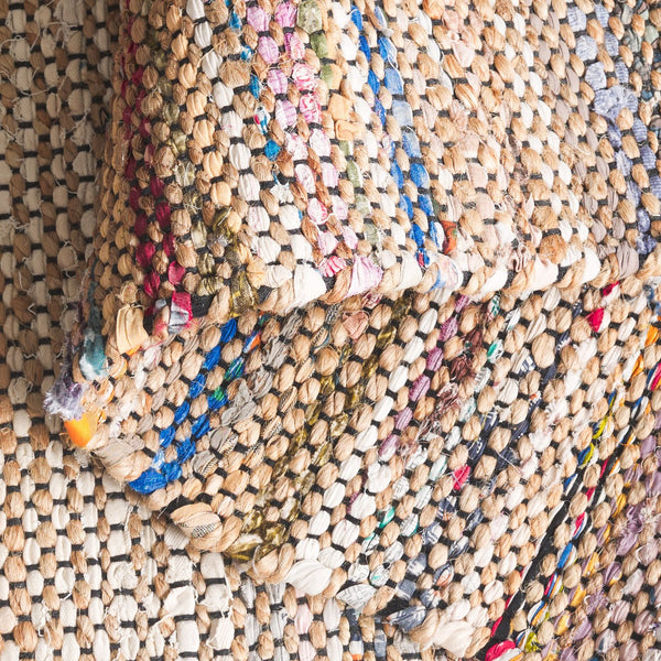 Safavieh Cape Hand-Woven Coastal Pink Beige Striped Area Rug With Multicolor Accents And Fringed Edges, Eco-Friendly 4'-0" x 6'-0" CAP153U-4