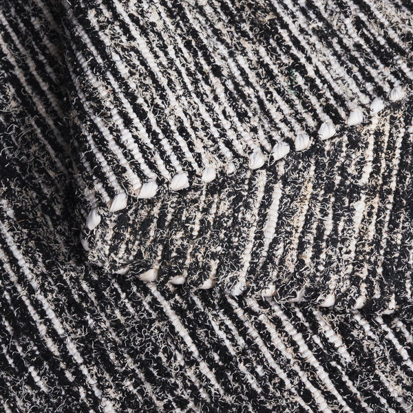 Safavieh Cape Handcrafted Ivory And Black Abstract Area Rug — Low-Profile 3/8" Pile, Durable Soft Blend Finish 6'-0" x 9'-0" CAP154A-6