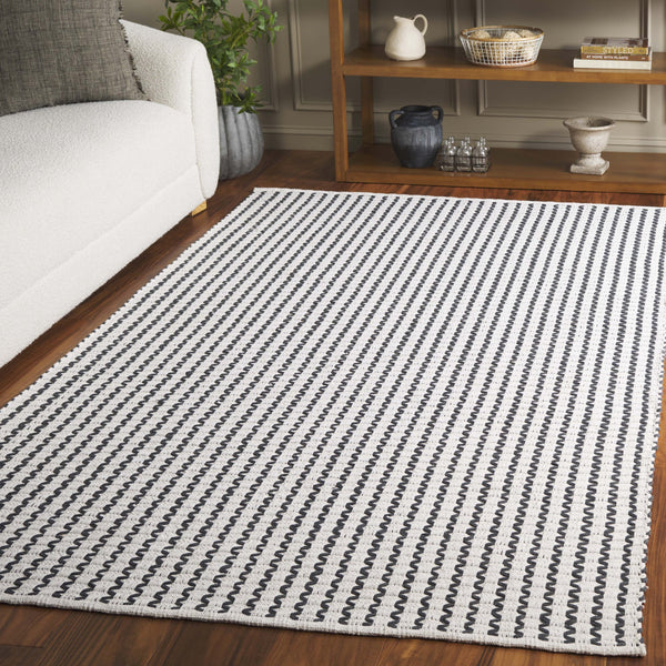 Safavieh Cape Cotton Hand-Woven Ivory & Charcoal Geometric Rug — Slim Low-Profile Texture For Modern Spaces 4'-0" x 6'-0" CAP451H-4