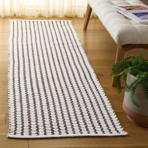 Safavieh Cape Handwoven Round Cotton Rug In Ivory And Brown Geometric Pattern, Low-Profile Modern Appeal 6'-0" x 6'-0" CAP451T-6R
