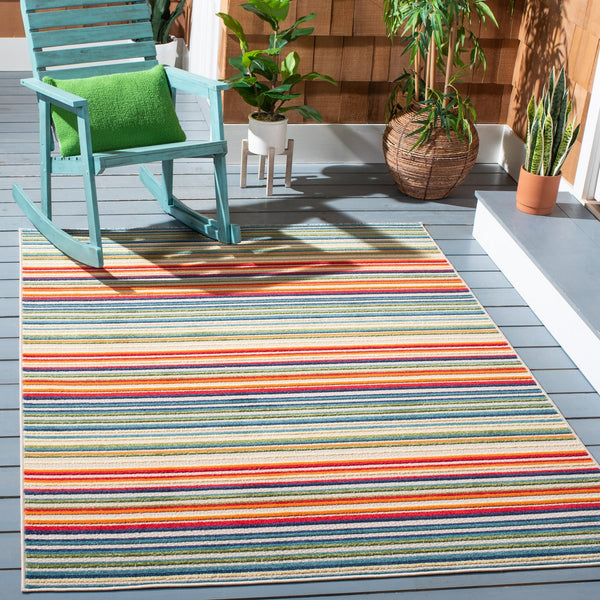 Safavieh Cabana Indoor/Outdoor Area Rug - Cheerful Striped Design For Vibrant Living Spaces And Durability Ivory ,Green Polypropylene Cbn323a-4sq