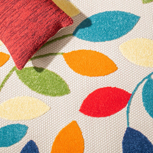 Safavieh Cabana Vibrant Leaf Pattern Area Rug For Indoor And Outdoor Spaces - Durable, Easy To Clean Design Ivory ,Green Polypropylene Cbn369a-3