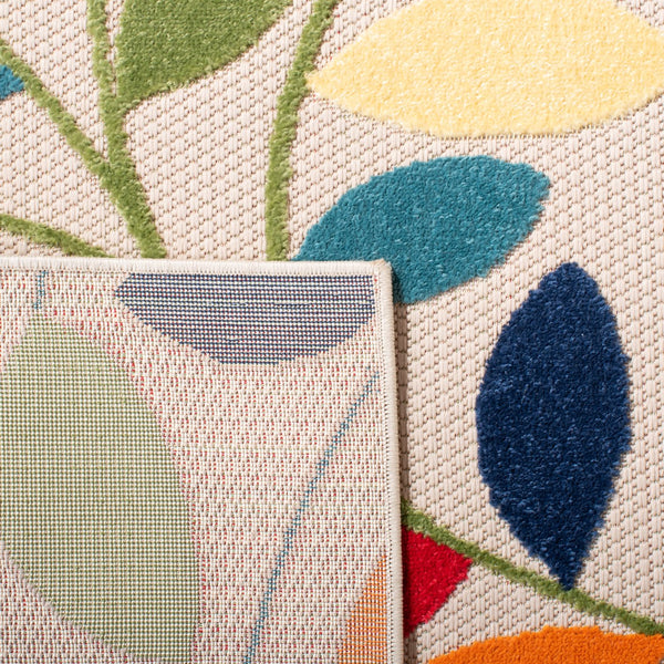 Safavieh Cabana Vibrant Leaf Pattern Area Rug For Indoor And Outdoor Spaces - Durable, Easy To Clean Design Ivory ,Green Polypropylene Cbn369a-3