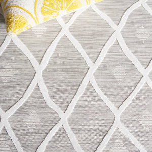 Safavieh Cabana 412 CBN412 Power Loomed Indoor / Outdoor Rug Grey / Ivory CBN412F-7SQ