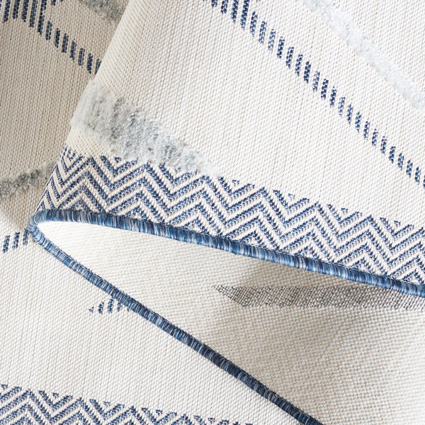 Safavieh Cabana 416 CBN416 Power Loomed Indoor / Outdoor Rug Ivory / Navy CBN416N-9