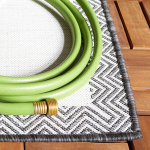 Safavieh Cabana 416 CBN416 Power Loomed Indoor / Outdoor Rug Ivory / Black CBN416Z-7SQ