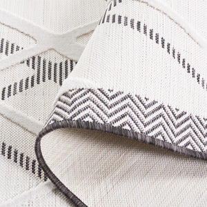 Safavieh Cabana 416 Power Loomed Indoor / Outdoor Rug Ivory / Black 9' x 12'