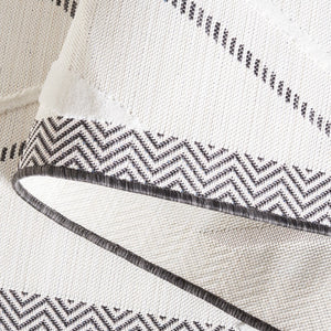 Safavieh Cabana 416 Power Loomed Indoor / Outdoor Rug Ivory / Black 9' x 12'