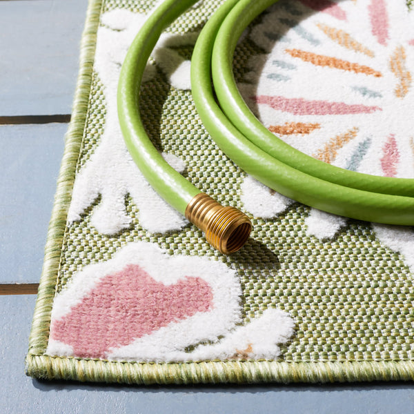Safavieh Cabana Indoor/Outdoor Area Rug - Vibrant Floral Design, Plush Comfort, Durable And Stylish Décor Essential Green ,Pink 88% Polypropylene,12% Polyester Cbn486y-27