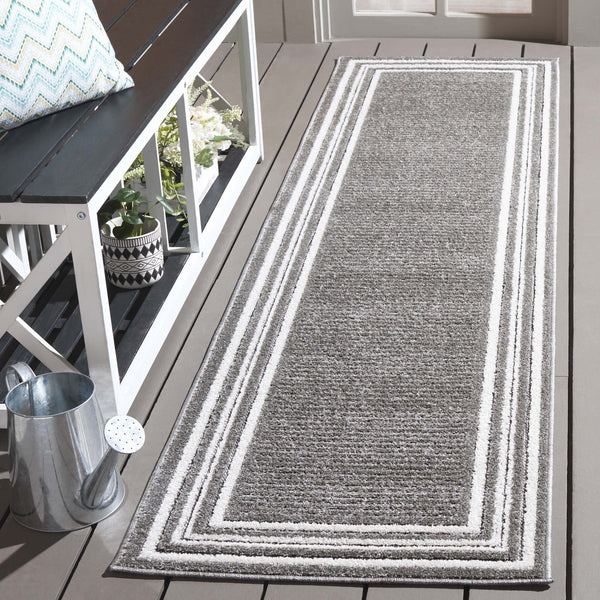 Safavieh Cabana Elegant Ivory And Green Area Rug - Durable, Stylish, And Oeko-tex Certified For Your Home Grey ,Ivory Polypropylene Cbn634f-5