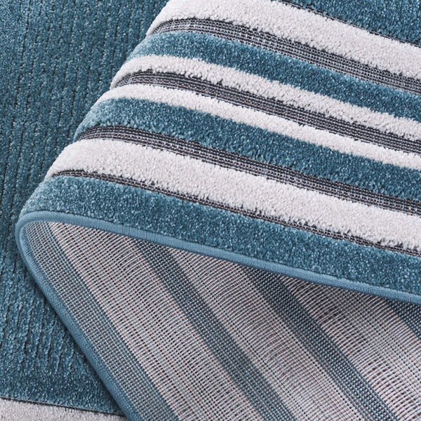 Safavieh Cabana Elegant Ivory And Green Area Rug - Durable, Stylish, And Oeko-tex Certified For Your Home Turquoise ,Ivory Polypropylene Cbn634k-7r