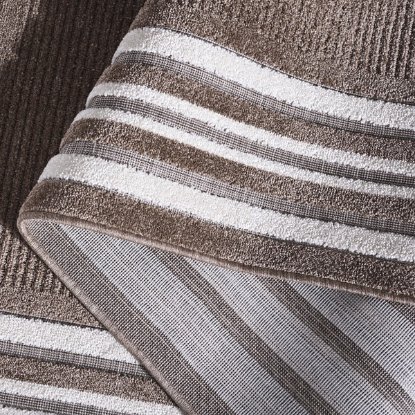 Safavieh Cabana Elegant Ivory And Green Area Rug - Durable, Stylish, And Oeko-tex Certified For Your Home Brown ,Ivory Polypropylene Cbn634t-5