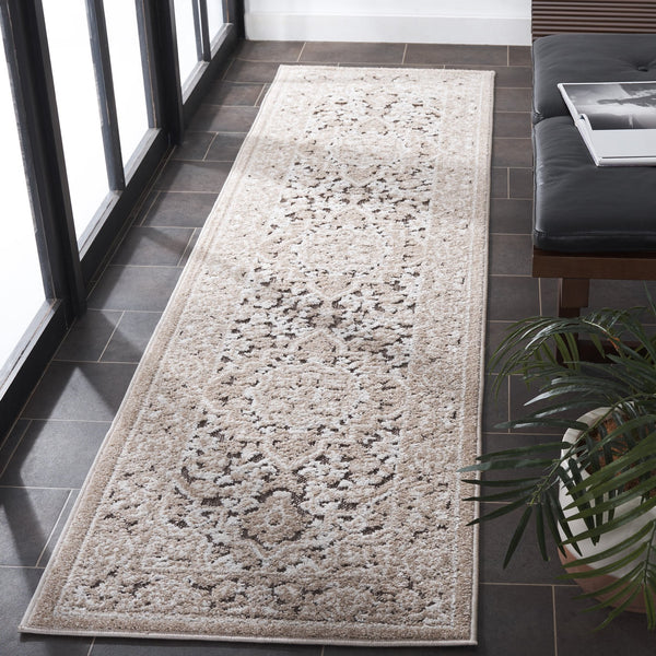 Safavieh Cabana Elegant Transitional Area Rug – Durable Power Loomed Design For Hallways And Entrances Beige ,Ivory Polypropylene Cbn636b-9