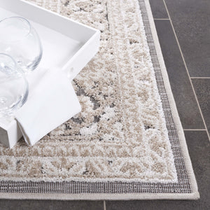 Safavieh Cabana Elegant Transitional Area Rug – Durable Power Loomed Design For Hallways And Entrances Beige ,Ivory Polypropylene Cbn636b-9