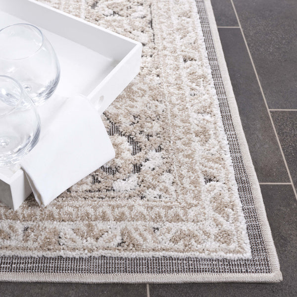 Safavieh Cabana Elegant Transitional Area Rug – Durable Power Loomed Design For Hallways And Entrances Beige ,Ivory Polypropylene Cbn636b-9