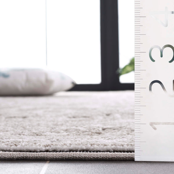 Safavieh Cabana Elegant Transitional Area Rug – Durable Power Loomed Design For Hallways And Entrances Grey ,Ivory Polypropylene Cbn636f-28