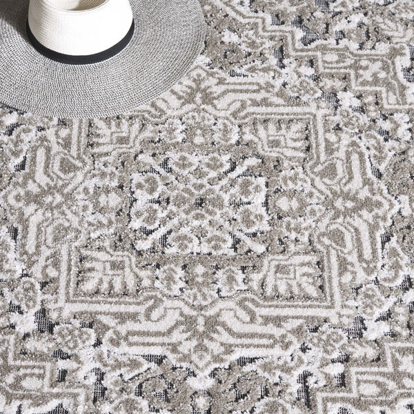 Safavieh Cabana Elegant Transitional Area Rug – Durable Power Loomed Design For Hallways And Entrances Grey ,Ivory Polypropylene Cbn636f-28