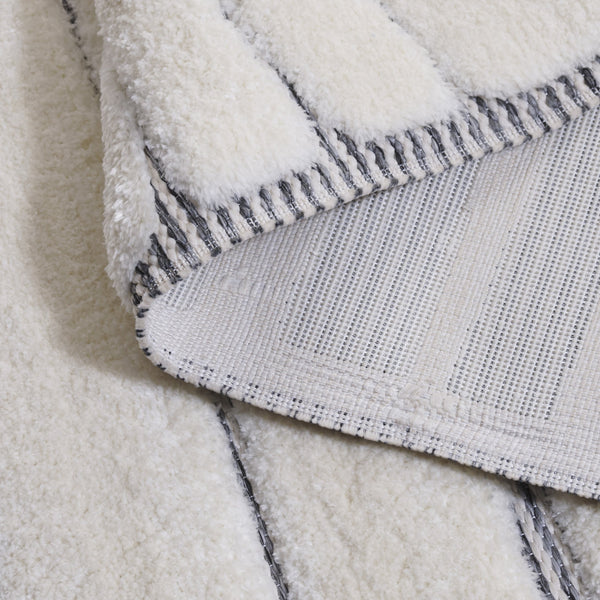 Safavieh Celebrity Modern Ivory And Grey Area Rug — Low-Pile, Power-Loomed Turkish Construction For Durability And Easy Care 4'-0" x 6'-0" CEL800F-4
