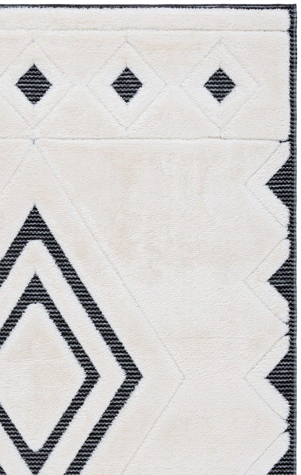Safavieh Celebrity Contemporary Ivory & Black Area Rug 4X6, Power-Loomed Turkey, Plush 7/8" Pile, Durable Elegance CEL804H-4