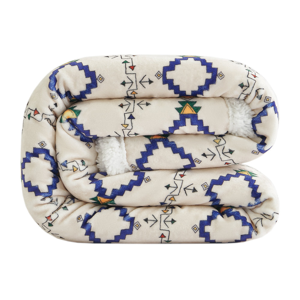 Hiend Accents Arrow Campfire Sherpa Throw - Embrace Cozy Elegance With Unique Tribal Design For Indoor & Outdoor Use Multi Color Front, 100% Polyester,Back, 100% Polyester (Sherpa Fabric) Cf2317t2-os-oc