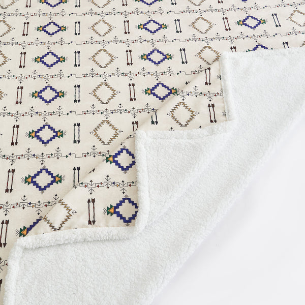 Hiend Accents Arrow Campfire Sherpa Throw - Embrace Cozy Elegance With Unique Tribal Design For Indoor & Outdoor Use Multi Color Front, 100% Polyester,Back, 100% Polyester (Sherpa Fabric) Cf2317t2-os-oc