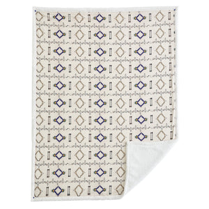 Hiend Accents Arrow Campfire Sherpa Throw - Embrace Cozy Elegance With Unique Tribal Design For Indoor & Outdoor Use Multi Color Front, 100% Polyester,Back, 100% Polyester (Sherpa Fabric) Cf2317t2-os-oc