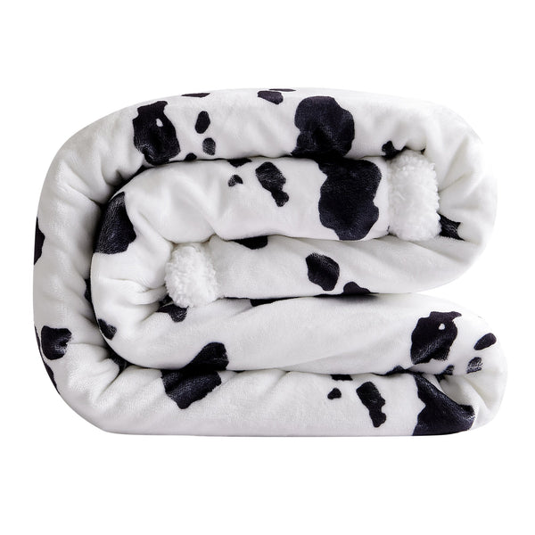 Hiend Accents Elsa Cowhide Campfire Sherpa Throw - Luxurious Warmth For Cozy Nights & Stylish Home Décor Black,White Front, 100% Polyester,Back, 100% Polyester (Sherpa Fabric) Cf3067th-os-bk