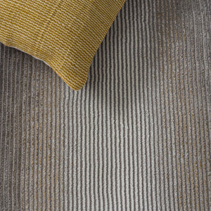 Safavieh Craft Power Loomed Polypropylene Runner Rug in Grey Gold for Hallway Entryway Use 9'-0" x 12'-0" CFT828F-9